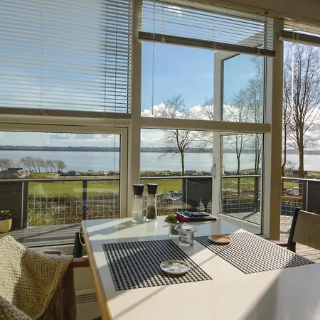 Three-bedroom Holiday In Aabenraa